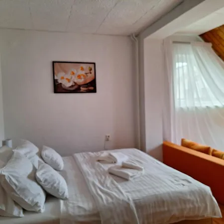 Gabriel Alojamento de Acomodação e Pequeno-almoço Nová Lesná